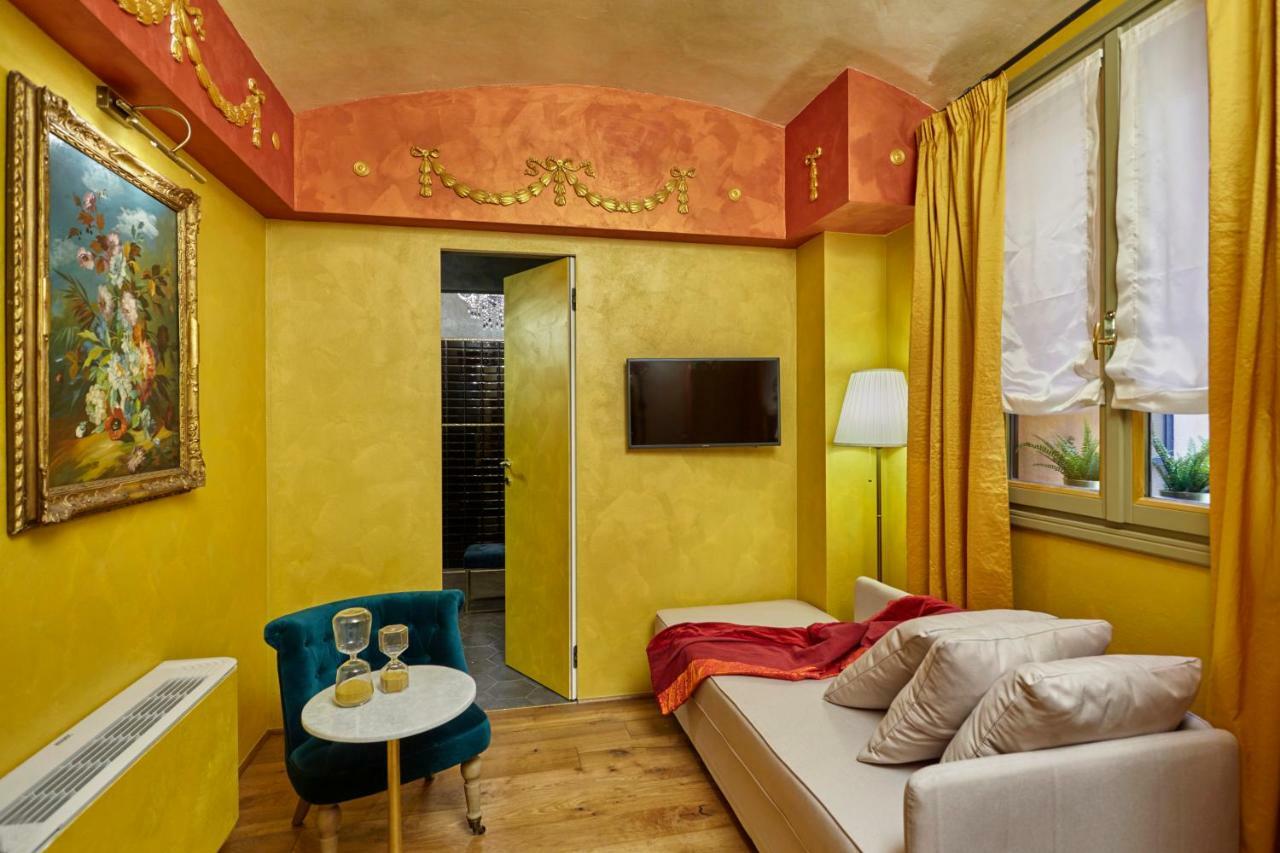 Palazzo Di Alcina - Residenza D'Epoca - Luxury- Acomodação com café da manhã Bolonha Exterior foto